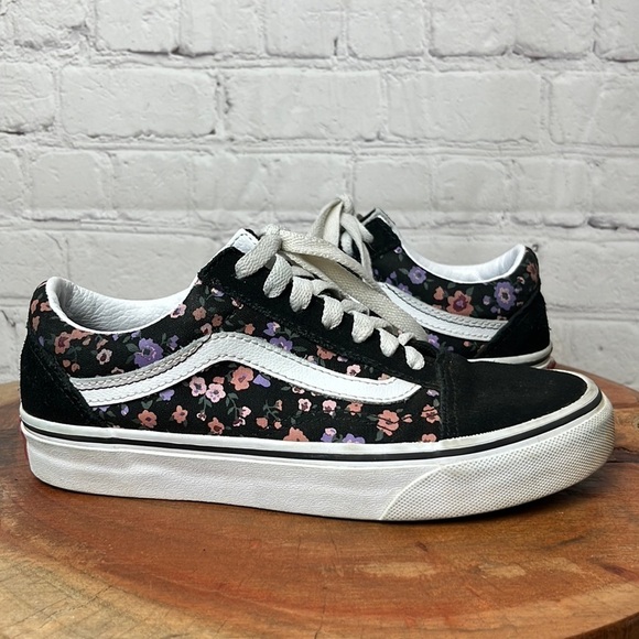Vans Old Skool Floral Sneaker - Picture 2 of 10